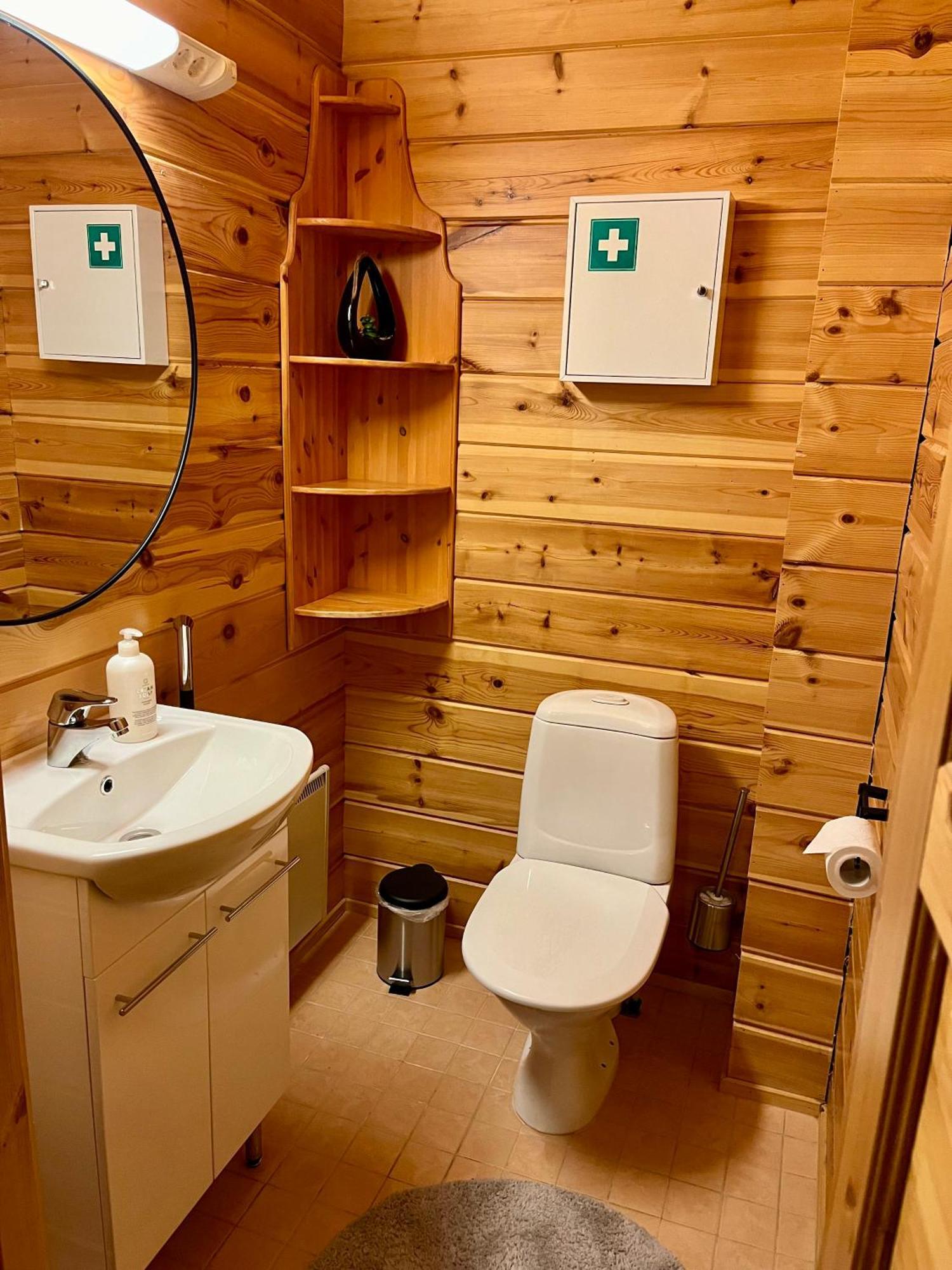 Log Cottages In 10 Min From Santa Claus Village-Sauna&Freeparking Рованіемі Екстер'єр фото